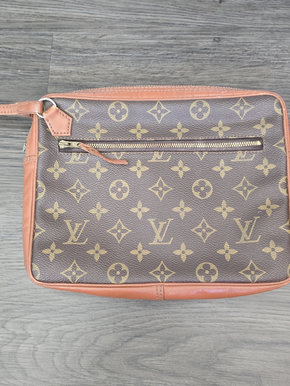 Vintage Louis Vuitton Wristlet - Picture 2 of 16